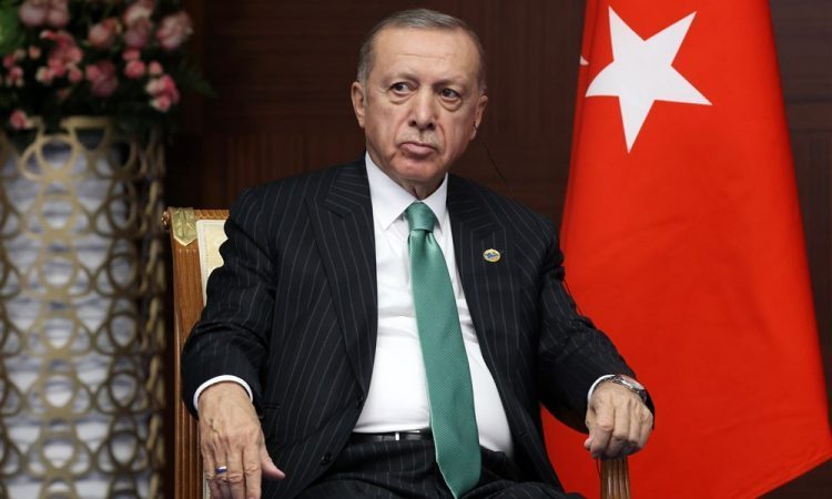 Erdogan eksplozijo v Istanbulu označil za teroristični napad