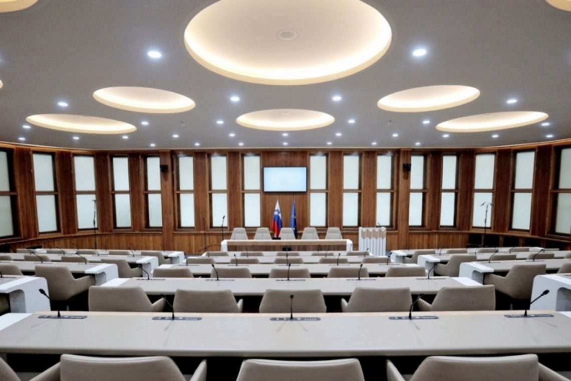 Prvi poskus izvolitve predsednika državnega sveta ni uspel