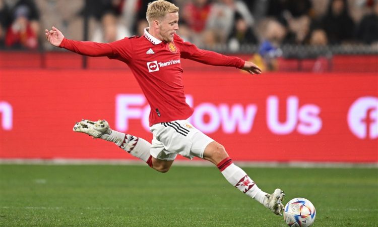 Van de Beek že končal sezono