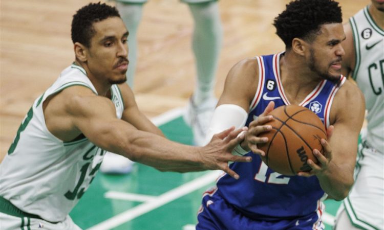 V ligi NBA zmage za Philadelphio, Boston, New York in Sacramento