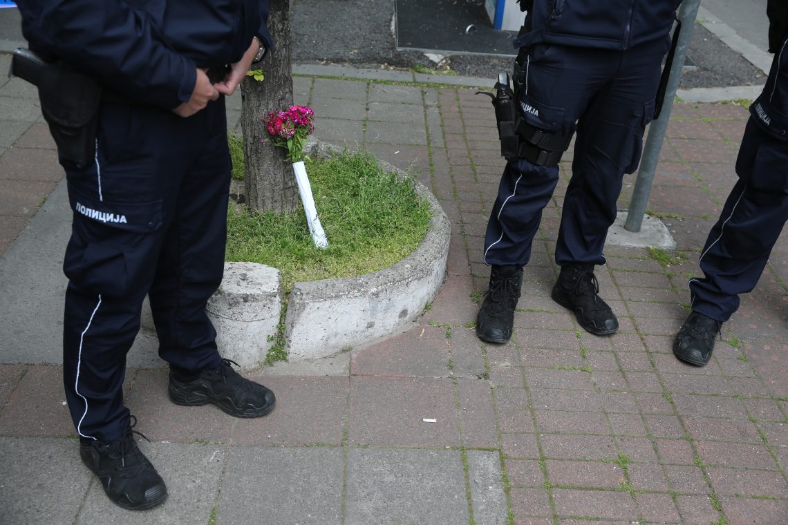Po streljanju v šoli v Srbiji tridnevno žalovanje 