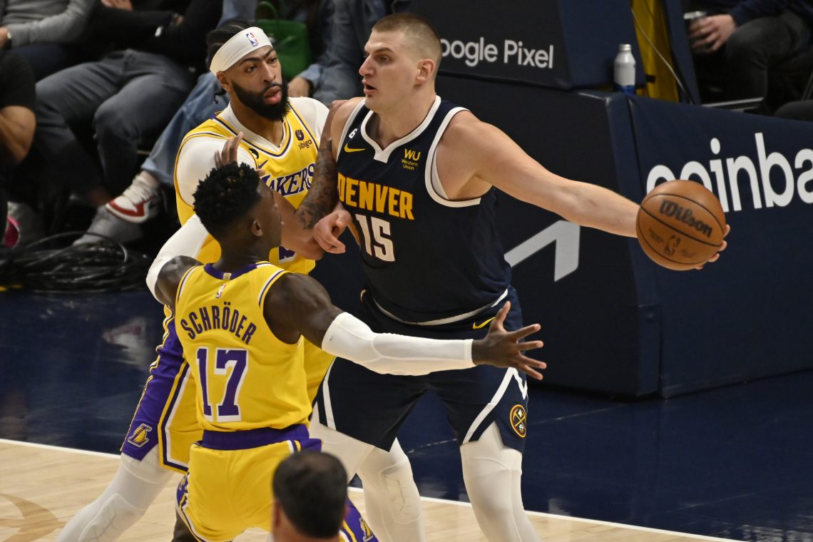 Jezerniki v NBA izgubili še drugo tekmo proti zlatim zrnom
