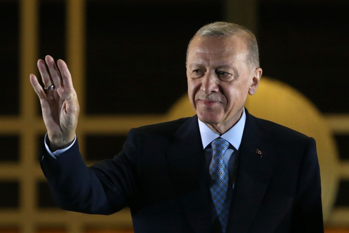 Erdogan razglasil zmago na predsedniških volitvah v Turčiji
