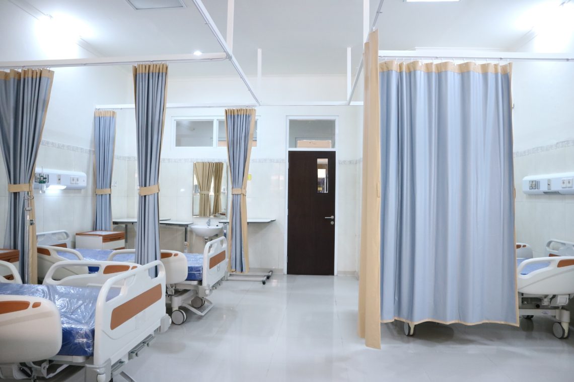 UKC Ljubljana pridobiva še zadnja dovoljenja za začetek celičnega zdravljenja raka