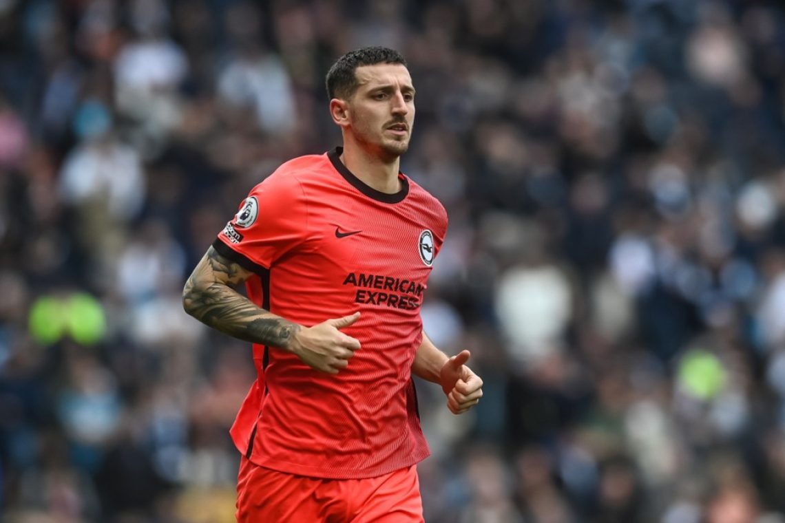 Hall kot posojen igralec za Newcastle