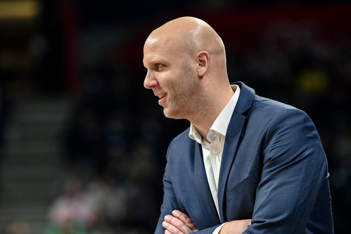 Andrej Žakelj se seli na klop Budućnosti
