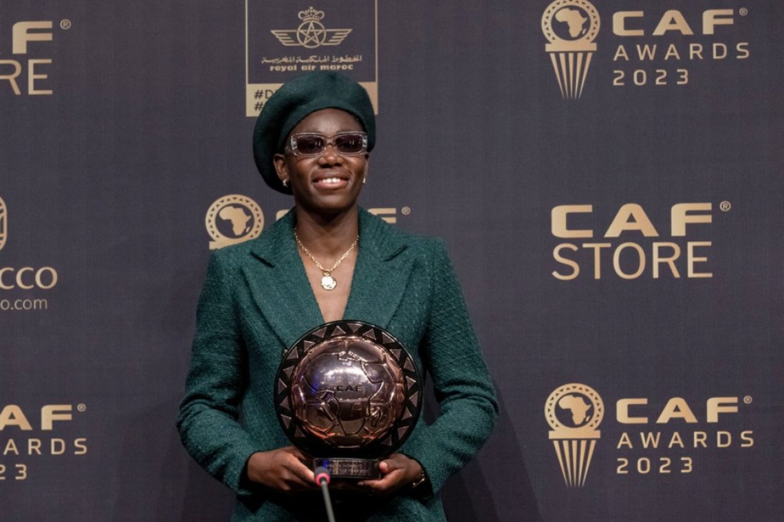 Asisat Oshoala in Victor Osimhen najboljša na črni celini
