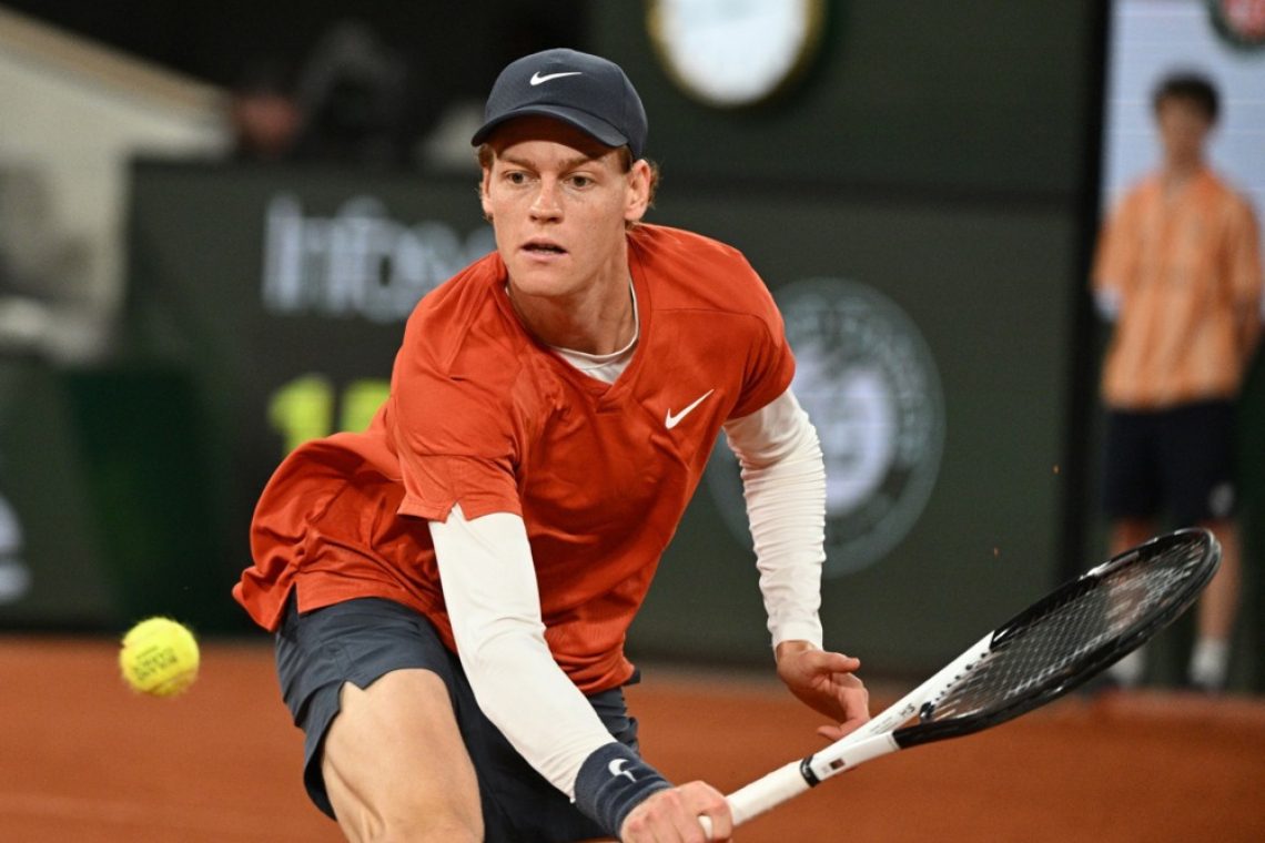 Jannik Sinner in Iga Swiatek uspešno čez tretji krog