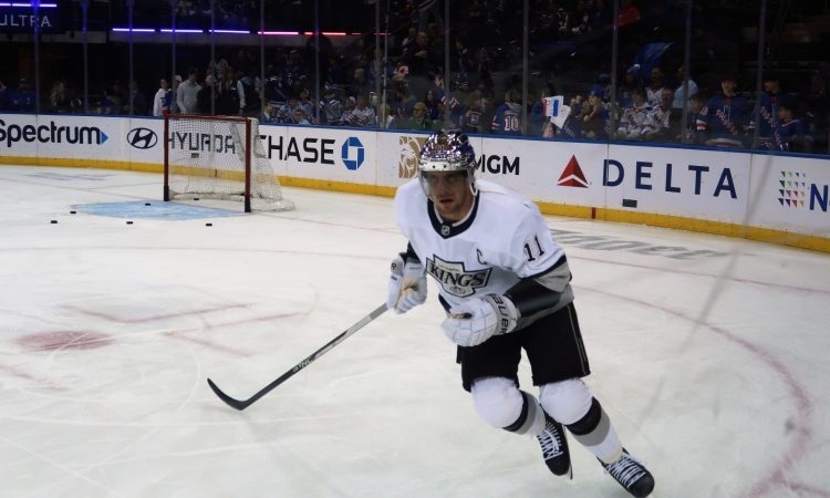 Kopitar vpisal gol in podajo za zmago proti Ottawi
