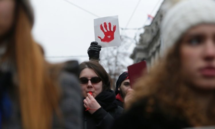 V Srbiji študenti na protestih vztrajajo pri svojih zahtevah