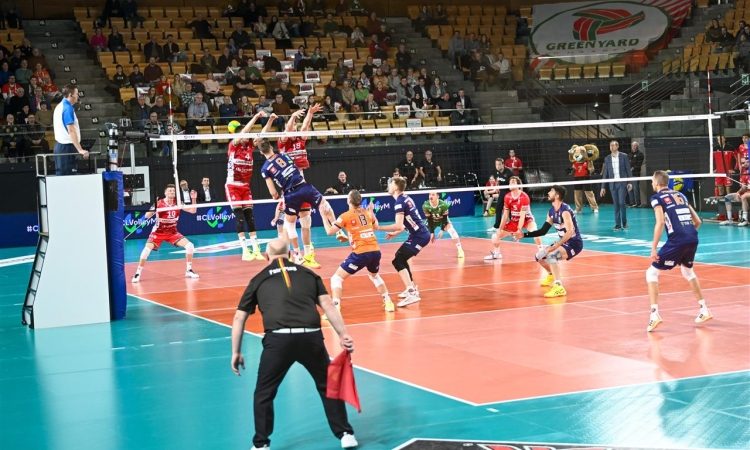 Odbojkarji ACH Volleya so premagali Greenyard Maaseik s 3:0