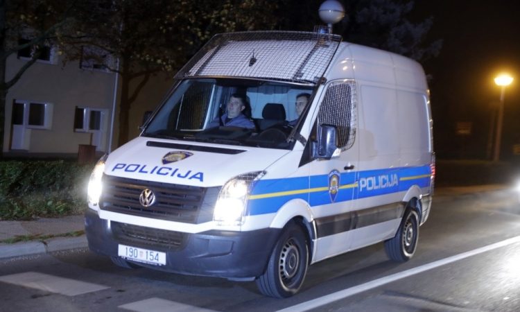 V Zagrebu eksplozija na dvorišču nogometnega menedžerja