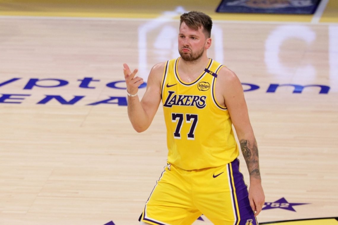 Dončić dosegel trojni dvojček, jezerniki izgubili v Brooklynu