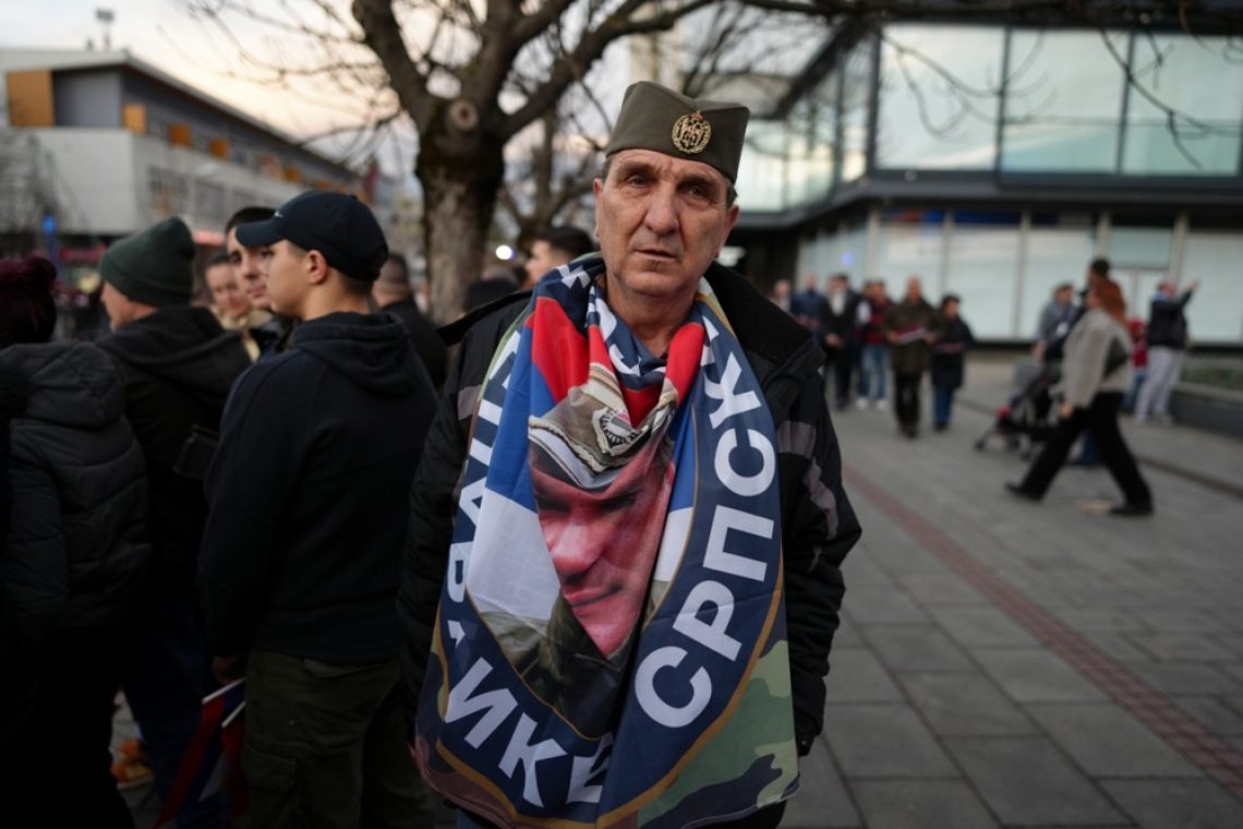V Republiki Srbski sprejet osnutek ustave, ki jo opredeljuje kot državo