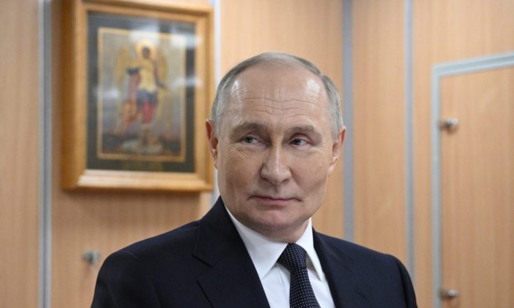 Putin predlagal prehodno upravo Ukrajine pod okriljem ZN