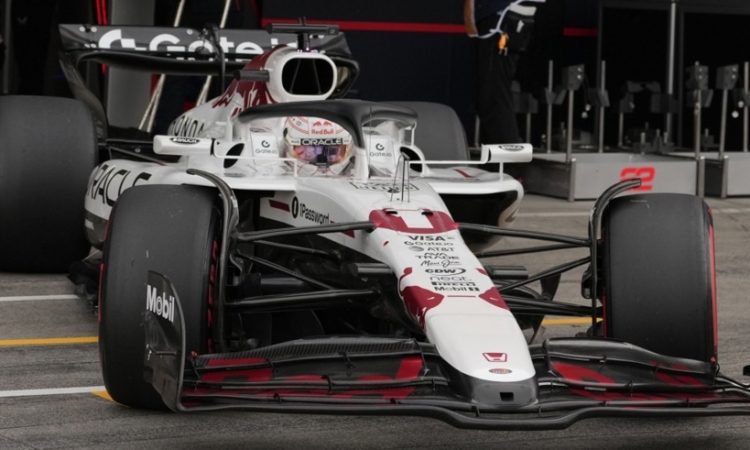 Verstappen najhitrejši v kvalifikacijah Suzuke