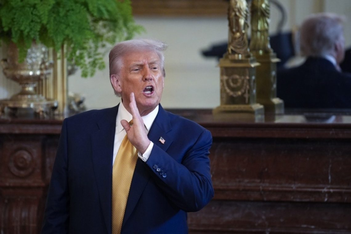 Trump ukinil devet milijard pomoči za javne medije in tujino