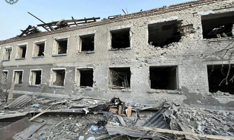 Dan po Trumpovem ultimatumu Rusija bombandirala porodnišnico