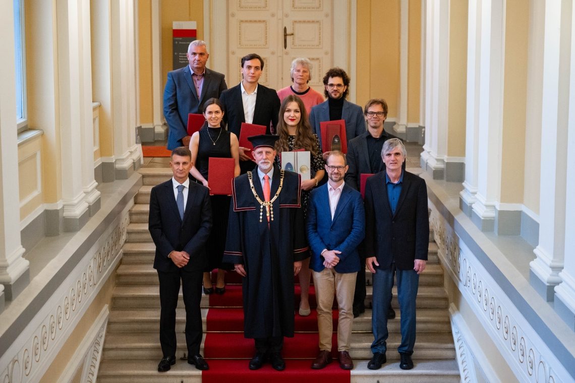 Na Univerzi v Ljubljani podelili nagrade dr. Uroša Seljaka za najboljše študentske znanstvene objave
