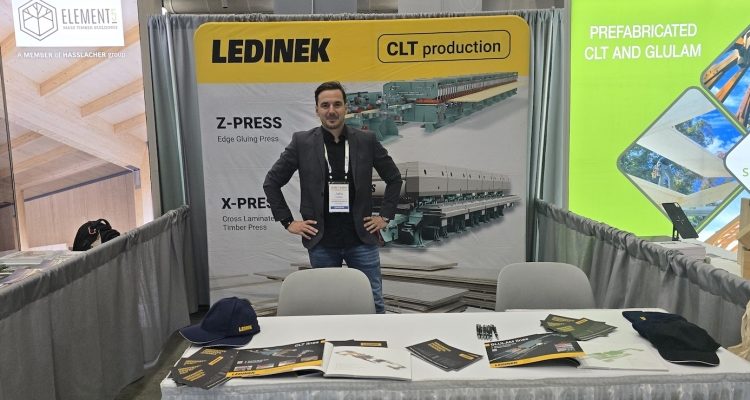 Ledinek na sejmu v Bostonu utrjuje vodilno vlogo v industriji masivnega lesa