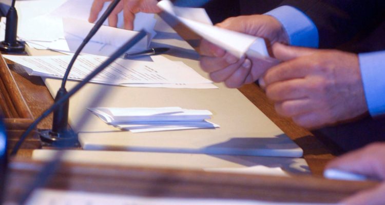 V Novi Gorici zahteva za izredno sejo o poslovanju zavoda GO! 2025