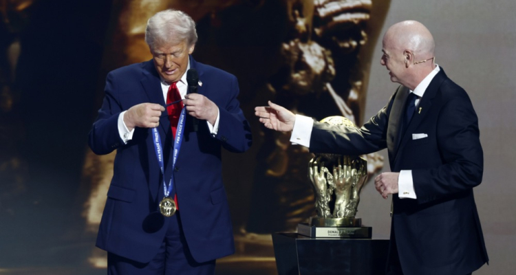 Infantina zaradi nagrade Trumpu prijavili etičnemu odboru Fife