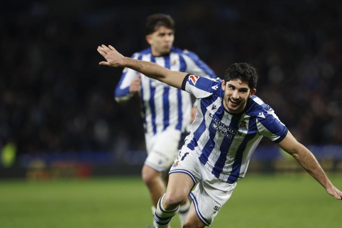 Barca izgubila s Sociedadom, Atletico do tesne zmage
