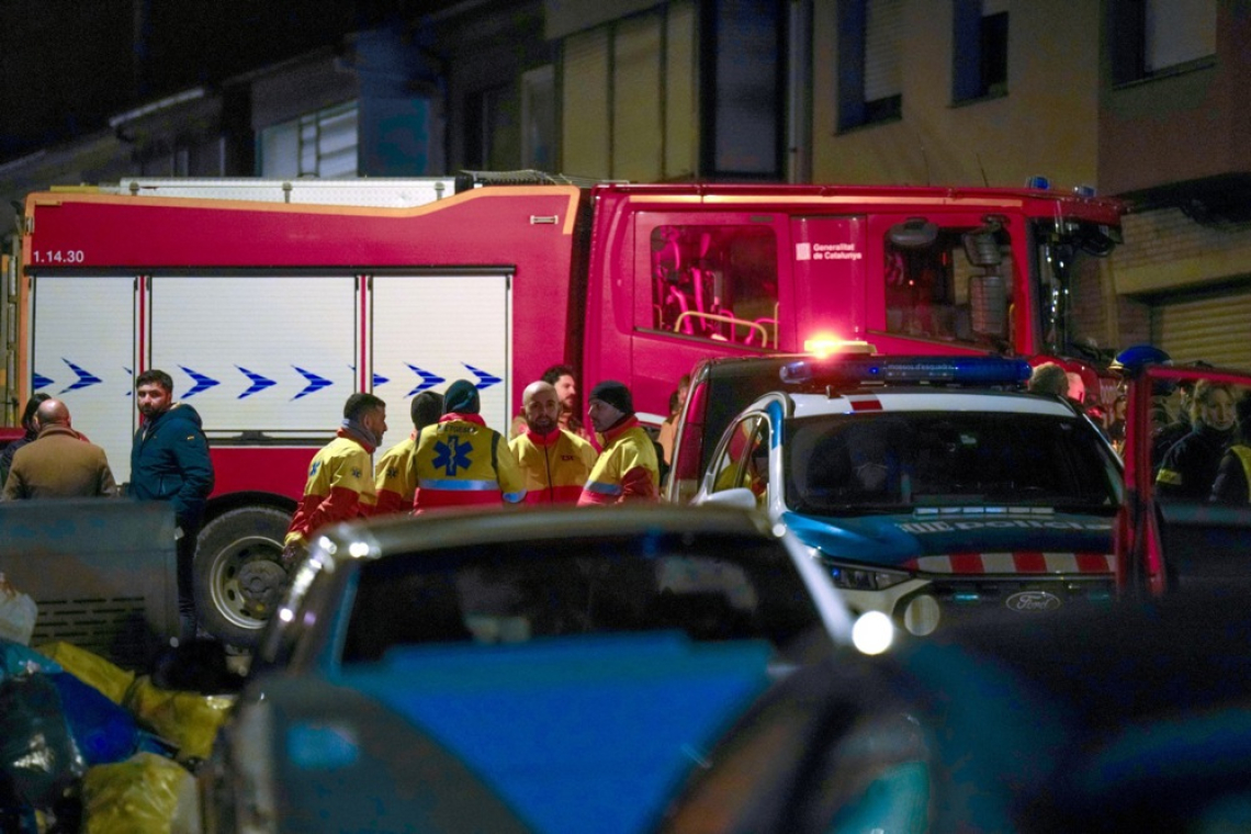 V požaru stanovanjskega bloka v Kataloniji umrlo pet ljudi