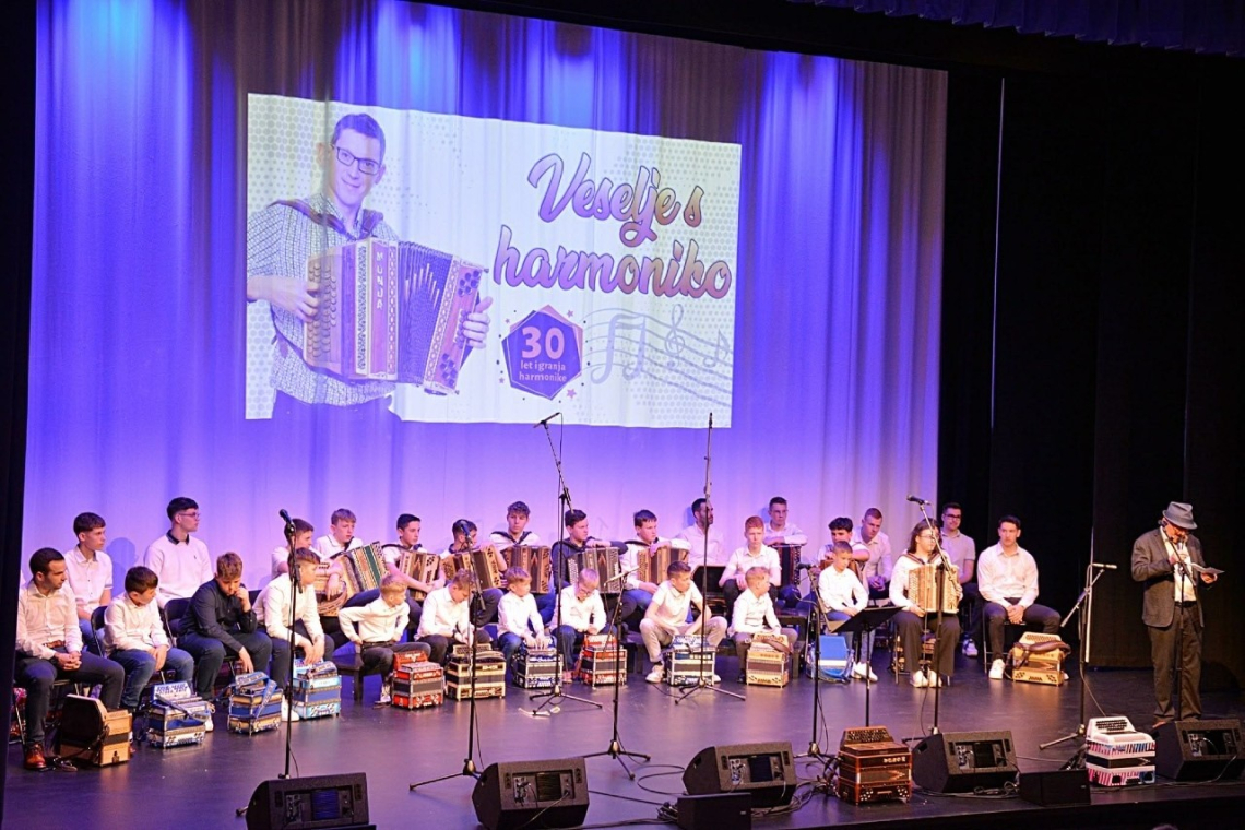 Janez Lekše bo v Škocjanu pripravil 10. jubilejni koncert Veselje s harmoniko