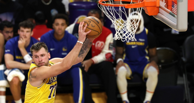 Dončićevi jezerniki uspešni, zmagala tudi Boston in San Antonio