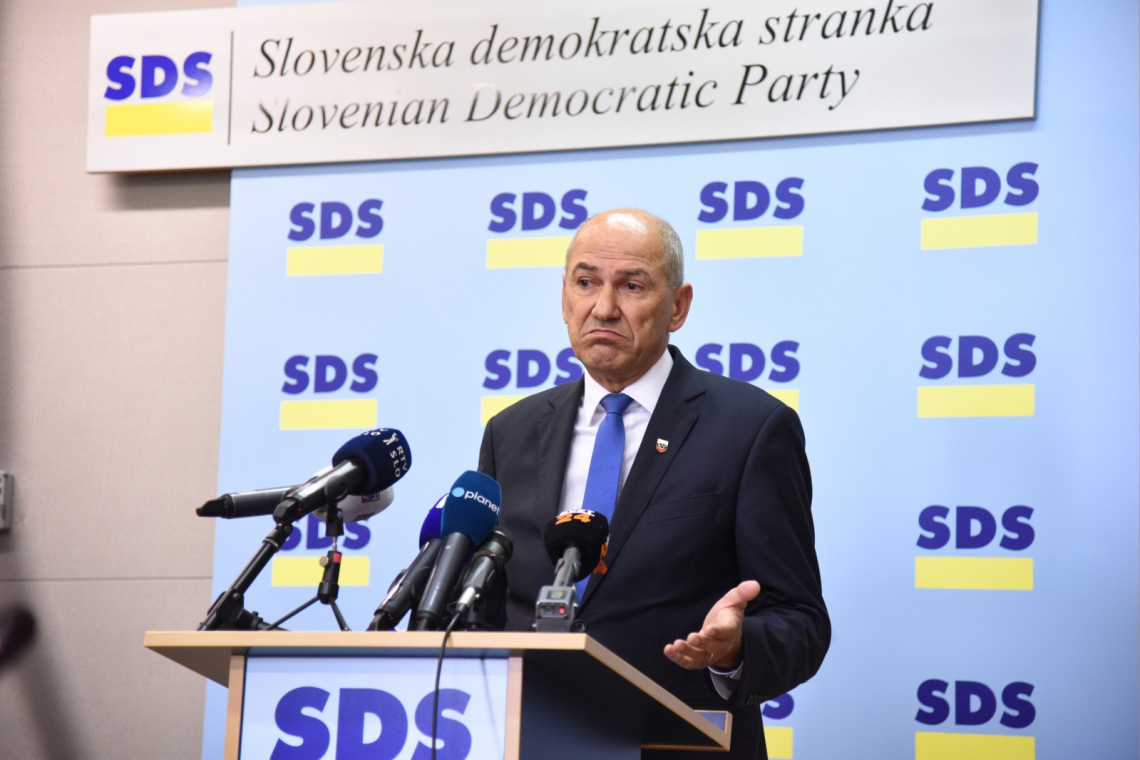Mekina razkril domnevno srečanje Janše z operativci Black Cube