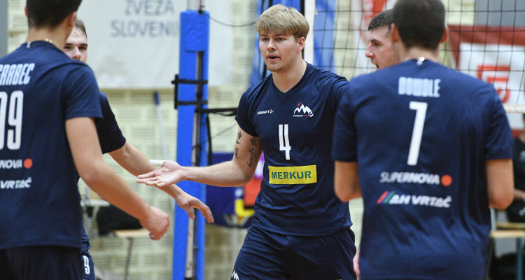 Odbojkarice in odbojkarji danes in jutri za polfinale državnega prvenstva