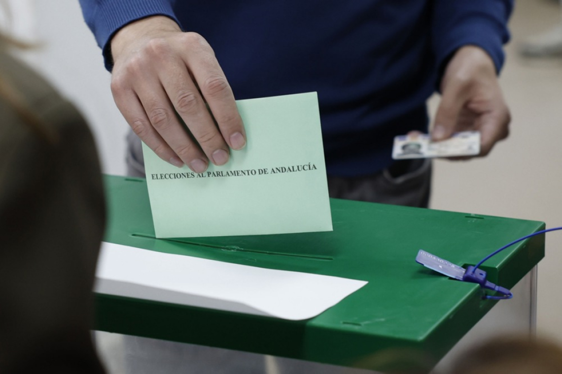 Ljudska stranka v Andaluziji brez absolutne večine