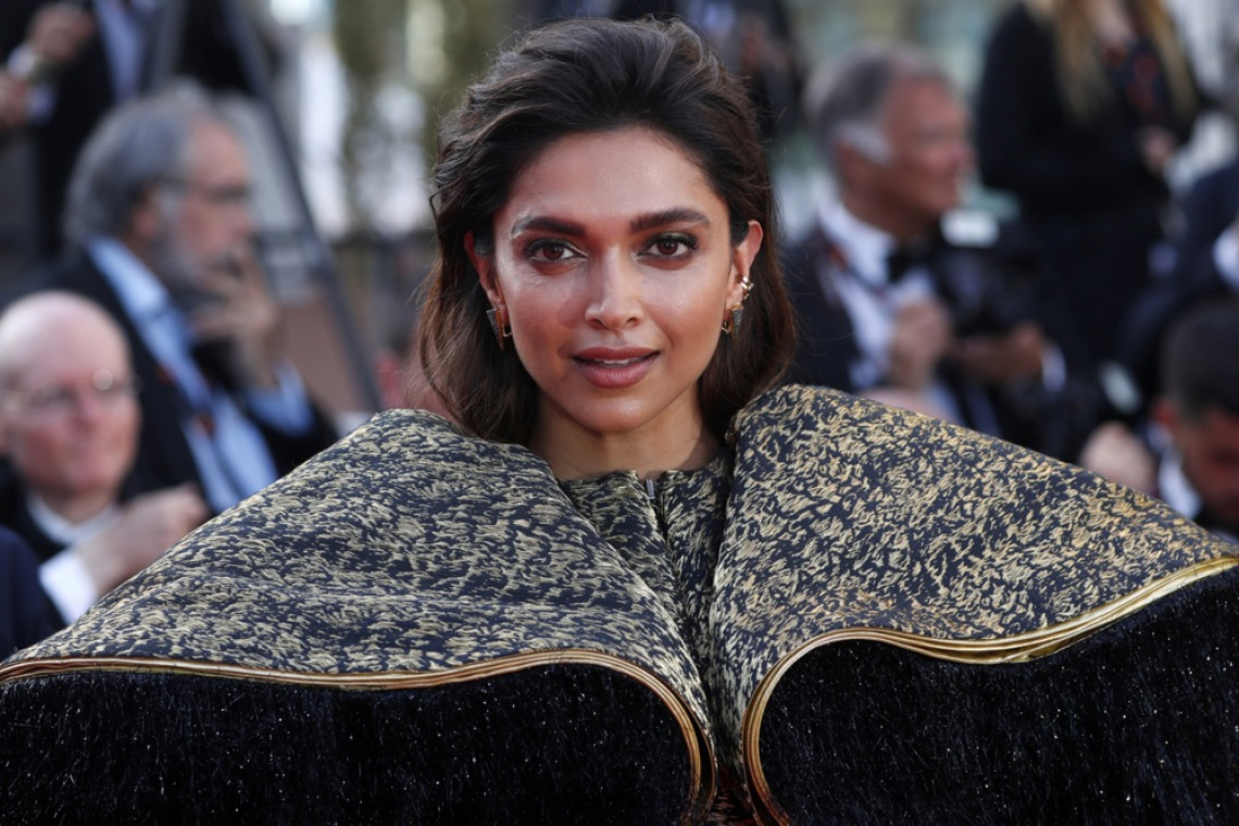 V Bollywoodu razpravljajo o omejitvi delovnega časa na snemanjih